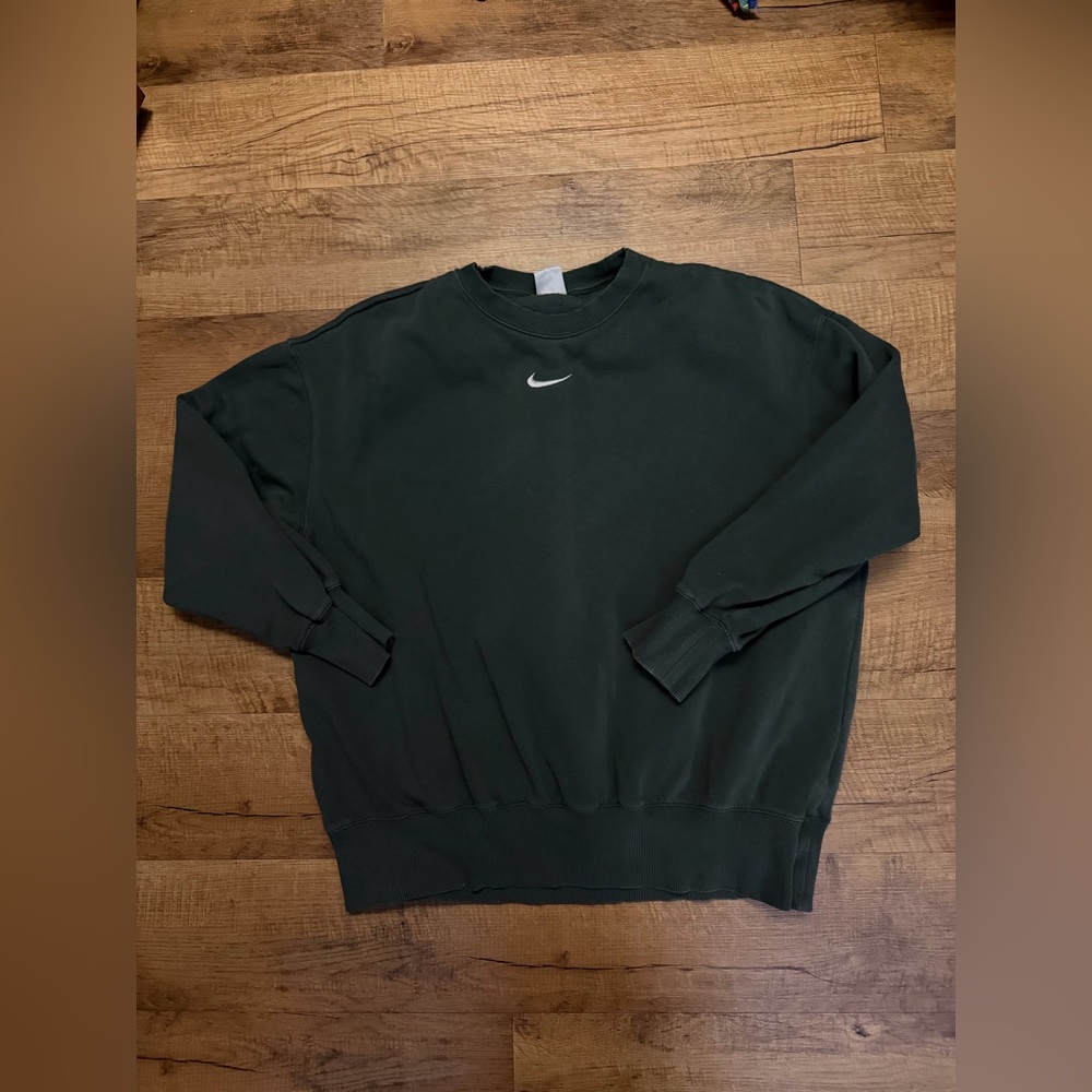 Women’s Nike Phoenix Sweatshirt - Picture 4 of 5